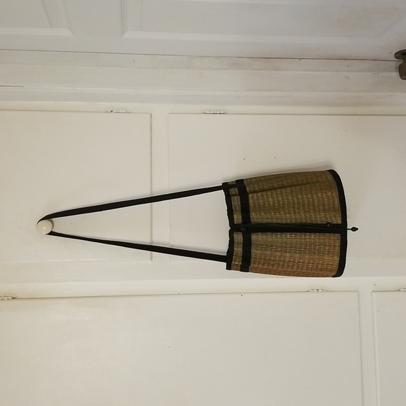 BASKETS OF CAMBODIA Cinch Basket Bucket Bag Purse Crossbody medium Size - Picture 1 of 7